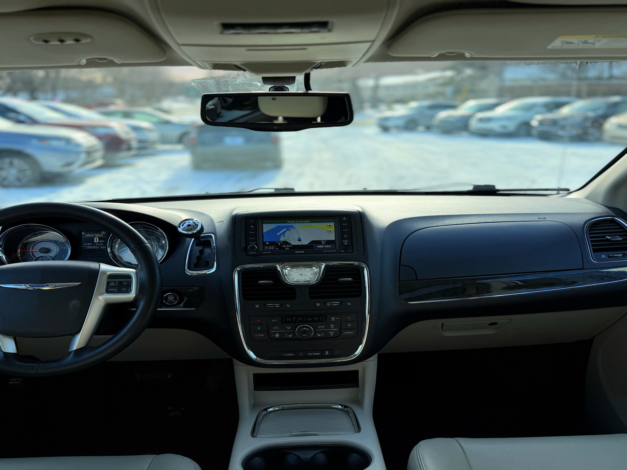 Chrysler Town & Country Touring L 2015