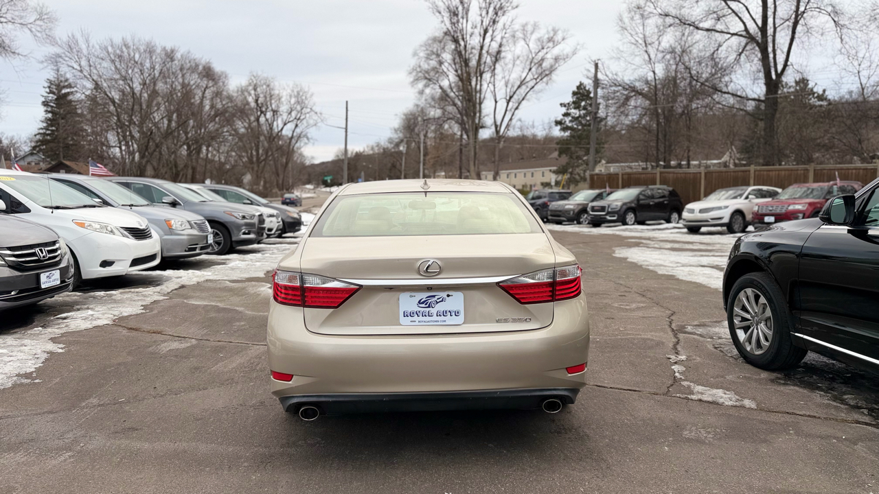 Lexus ES 350  2015