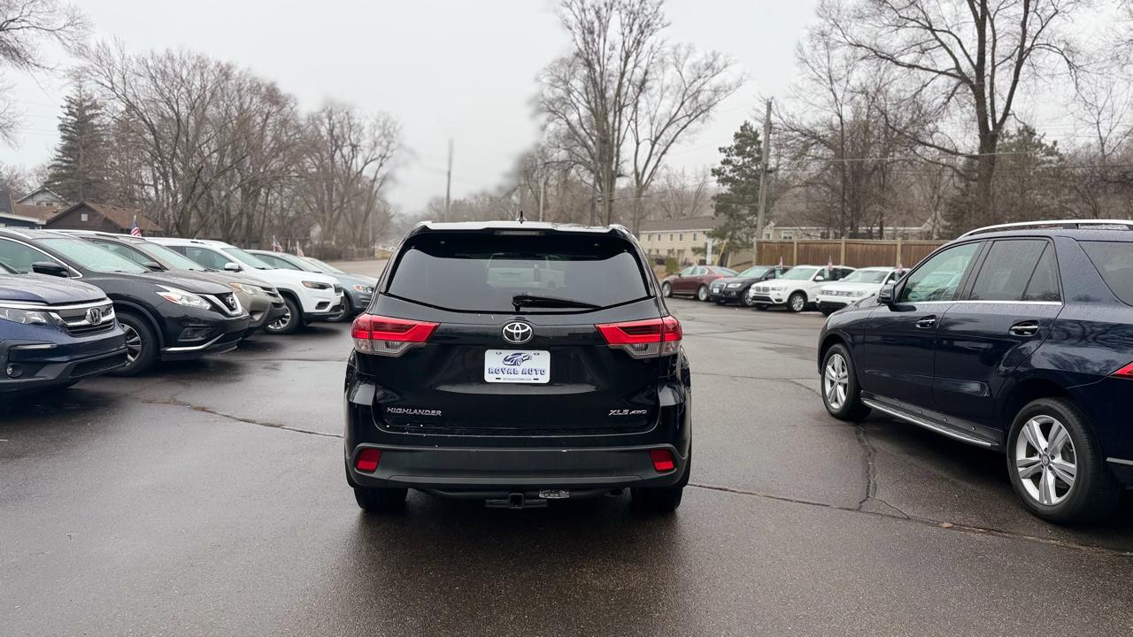 Toyota Highlander XLE 2017