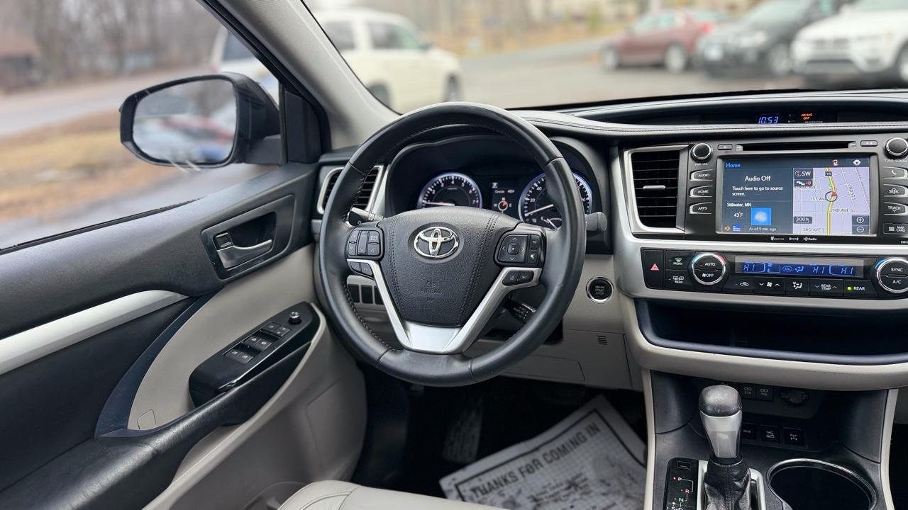 Toyota Highlander XLE 2017