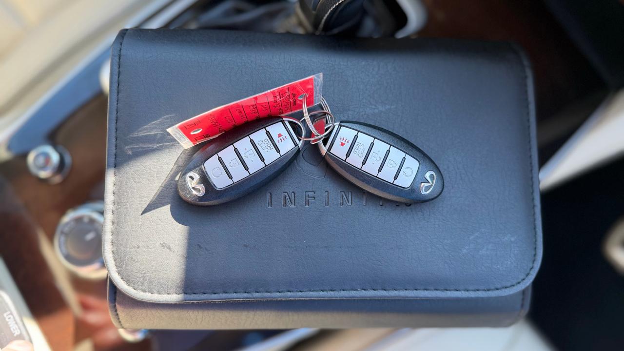 Infiniti QX60 4D SUV AWD 2017