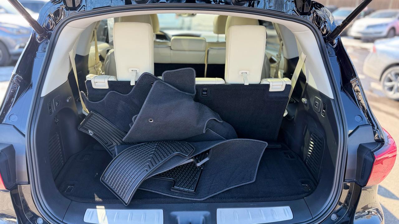 Infiniti QX60 4D SUV AWD 2017