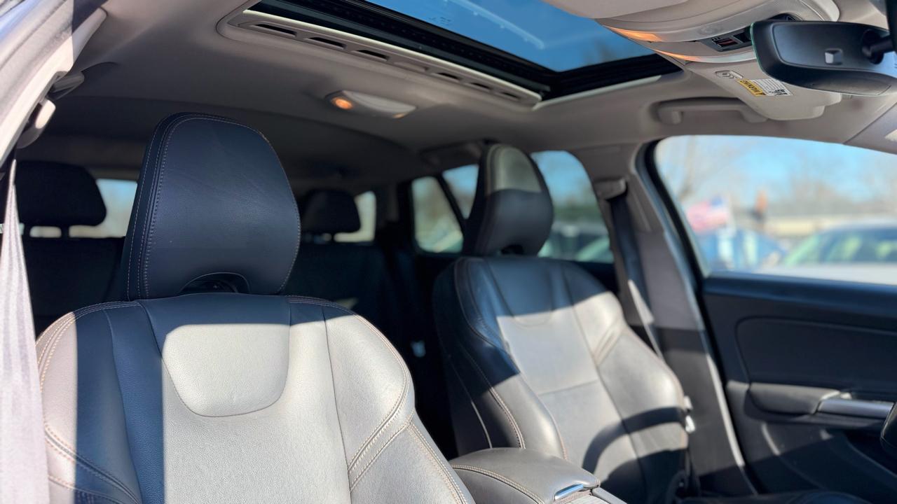 Volvo V60 Cross Country  2018