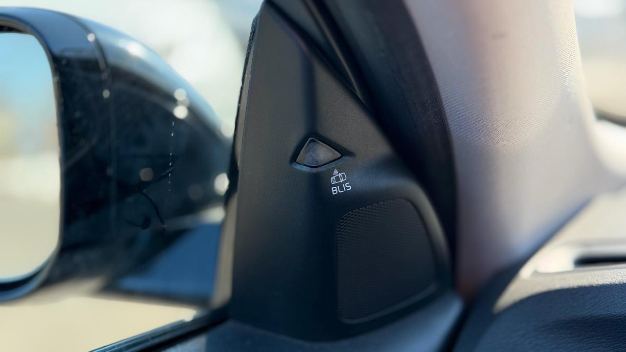 Volvo V60 Cross Country  2018