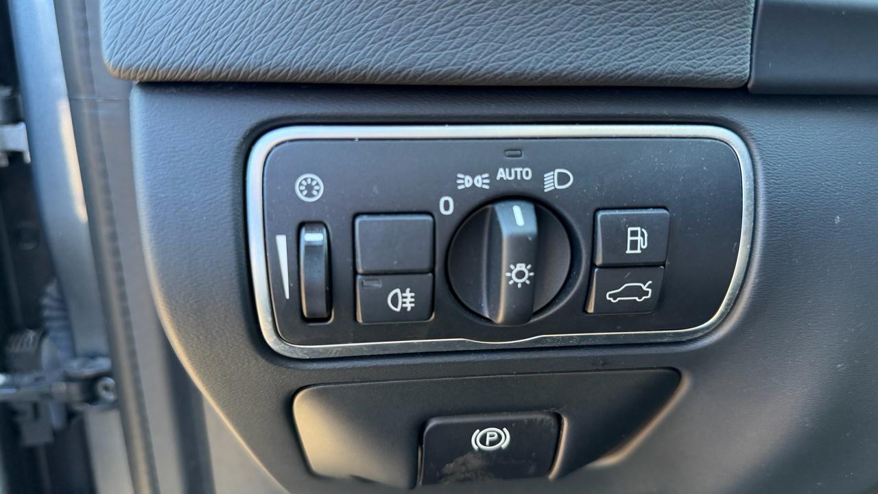 Volvo V60 Cross Country  2018