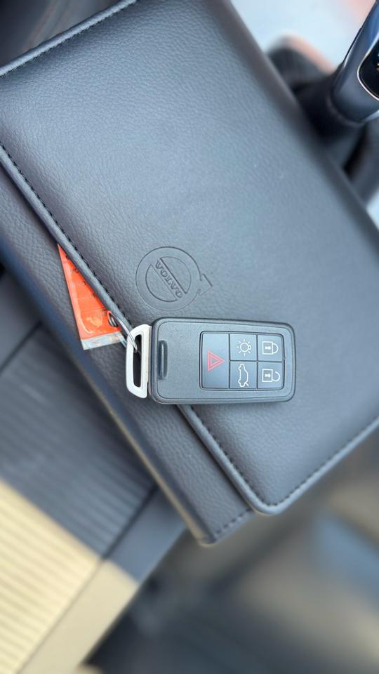 Volvo V60 Cross Country  2018