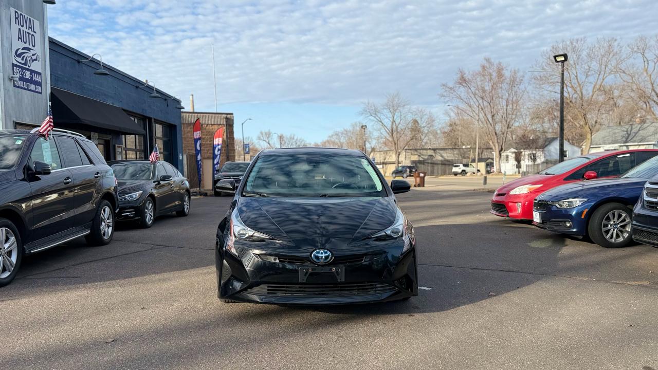 Toyota Prius Two 2018