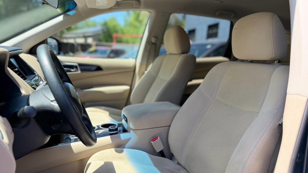 Nissan Pathfinder S 4D SUV 4WD 2016