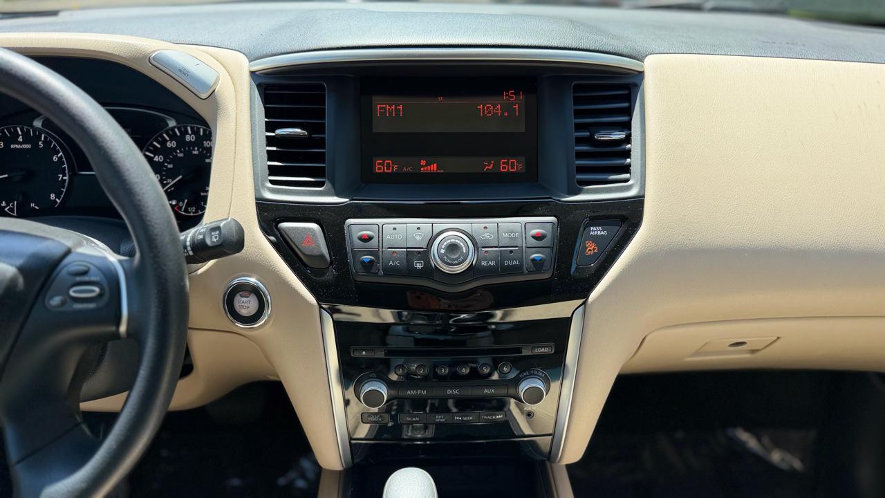 Nissan Pathfinder S 4D SUV 4WD 2016