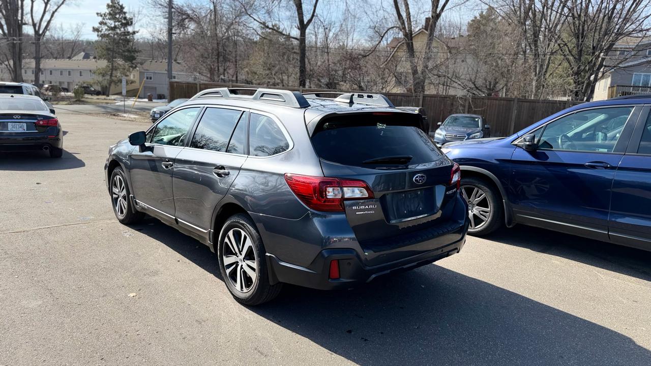 Subaru Outback  2018