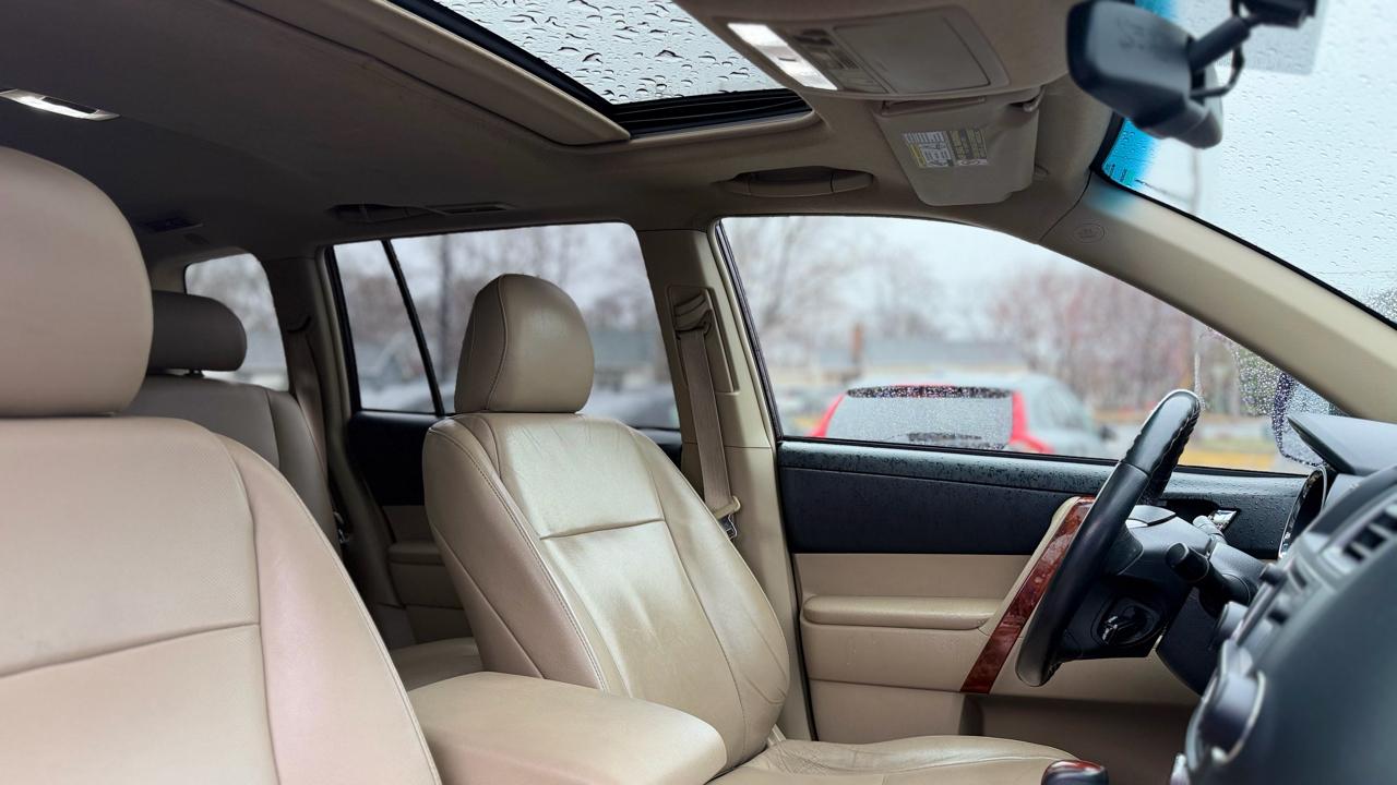 Toyota Highlander Limited 2013