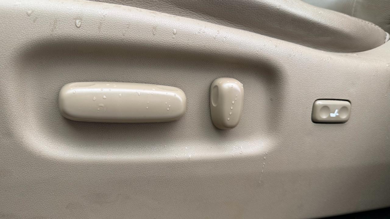 Toyota Highlander Limited 2013