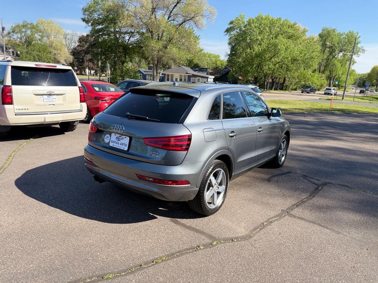 Audi Q3  2015