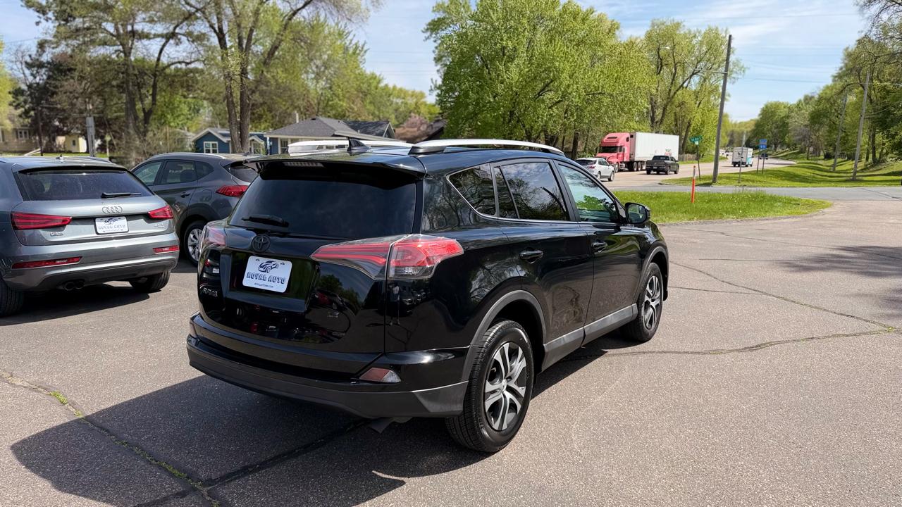 Toyota RAV4 LE 2016
