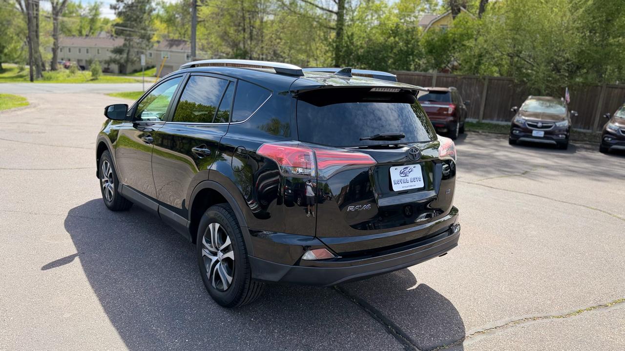 Toyota RAV4 LE 2016