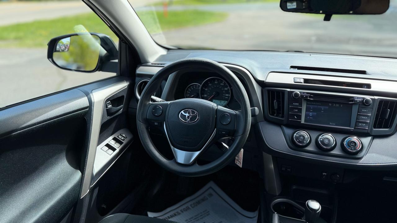 Toyota RAV4 LE 2016
