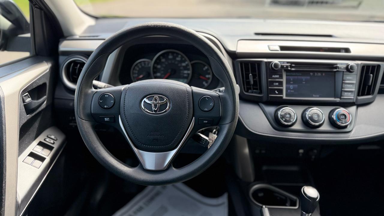 Toyota RAV4 LE 2016