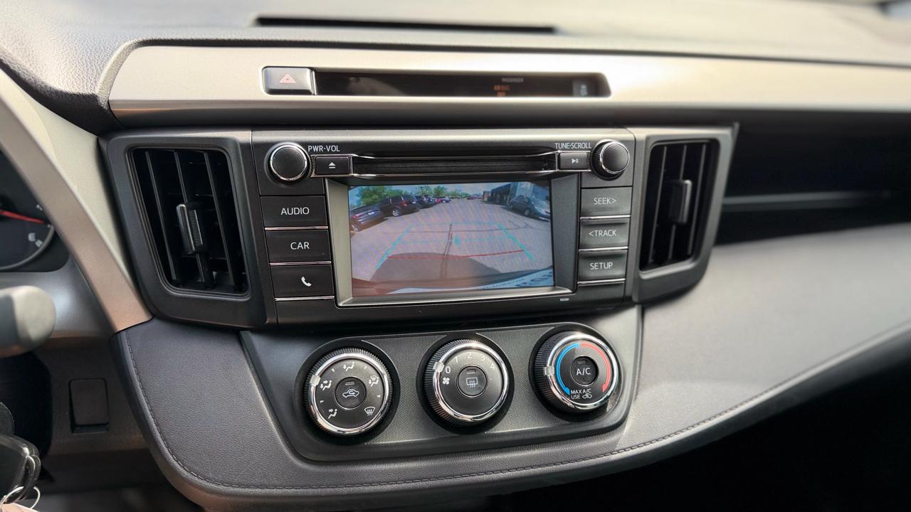 Toyota RAV4 LE 2016