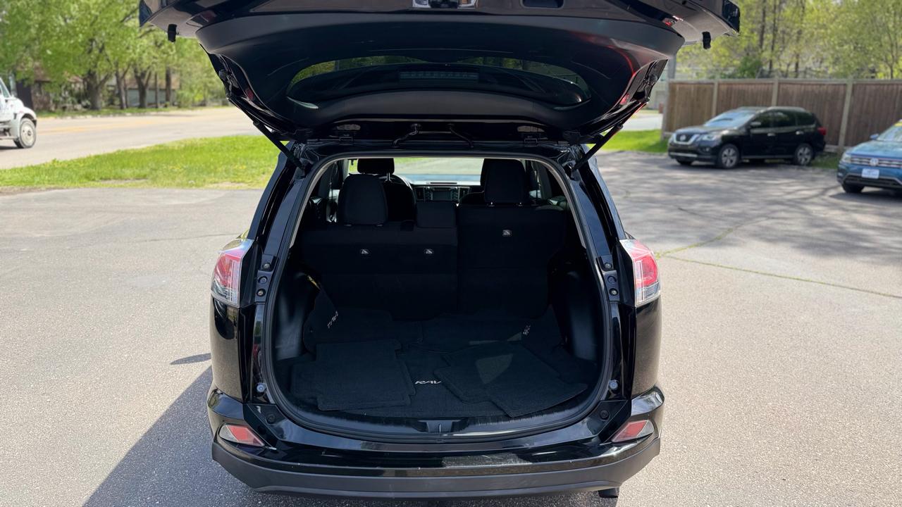 Toyota RAV4 LE 2016