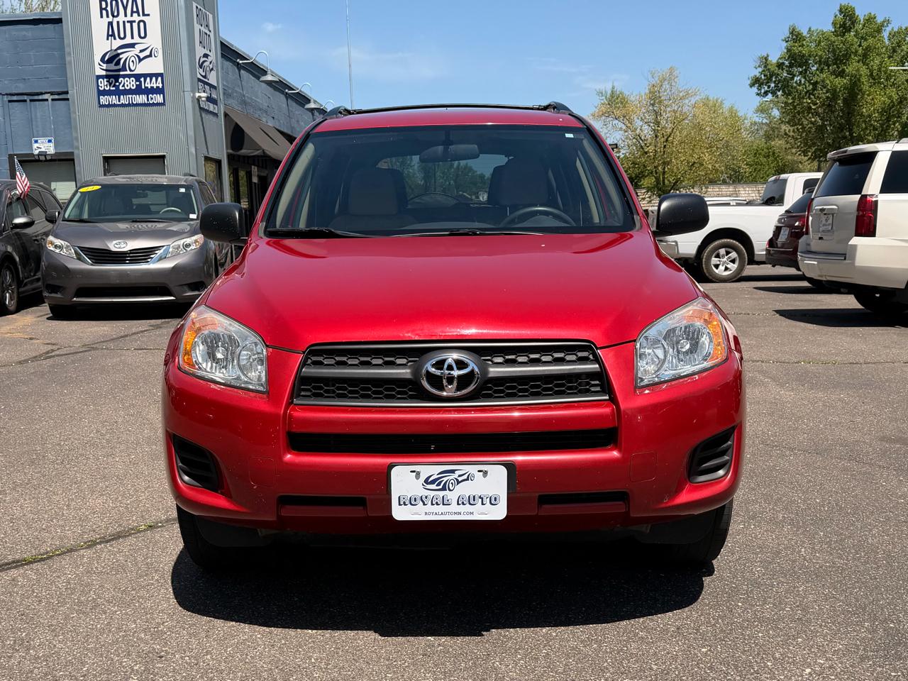 Toyota RAV4 Base 2012