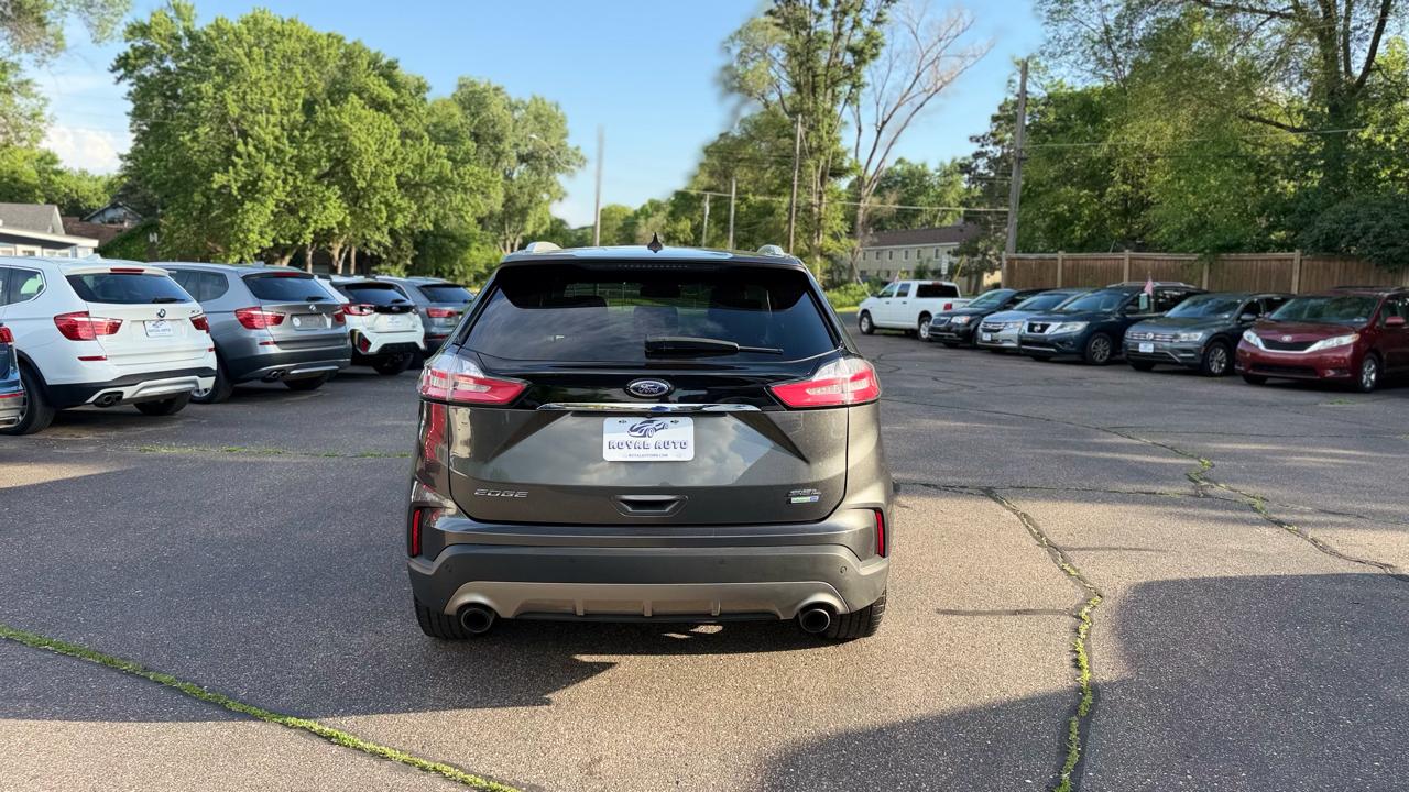Ford Edge  2020