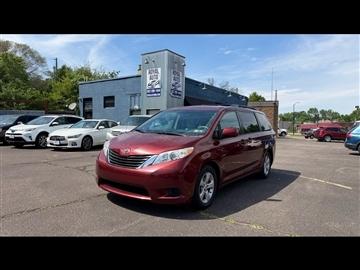 2013 Toyota Sienna LE