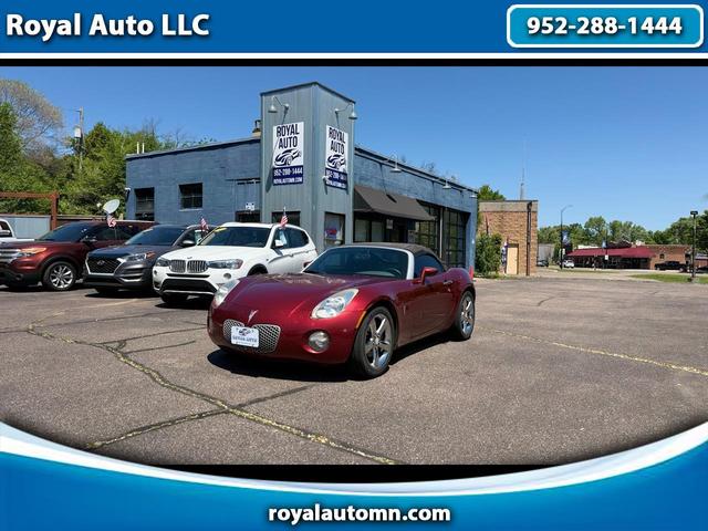 Red 2009 Pontiac Solstice Base Convertible Rear-Wheel Drive Automatic