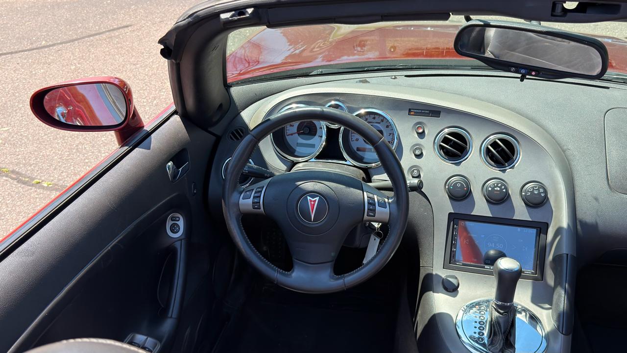 Pontiac Solstice 2dr Convertible 2009