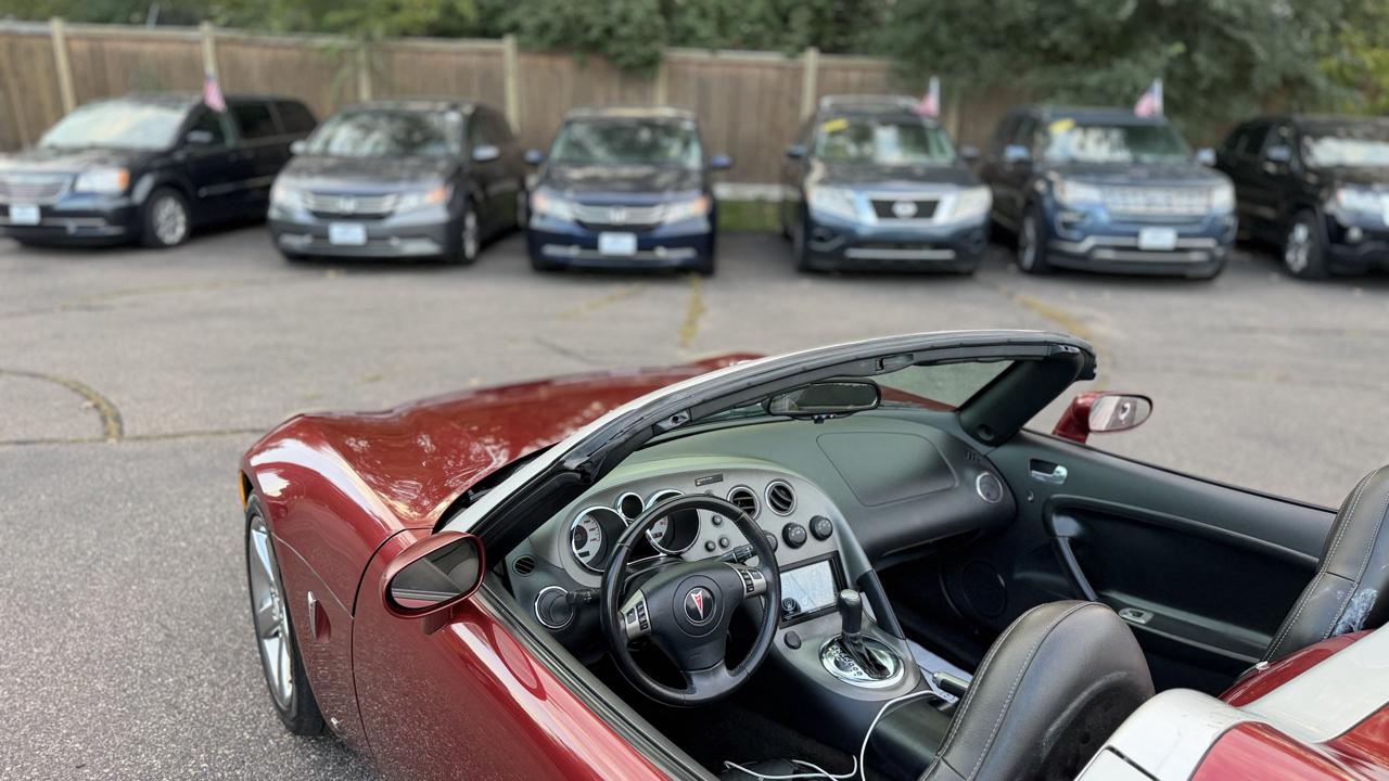 Pontiac Solstice 2dr Convertible 2009