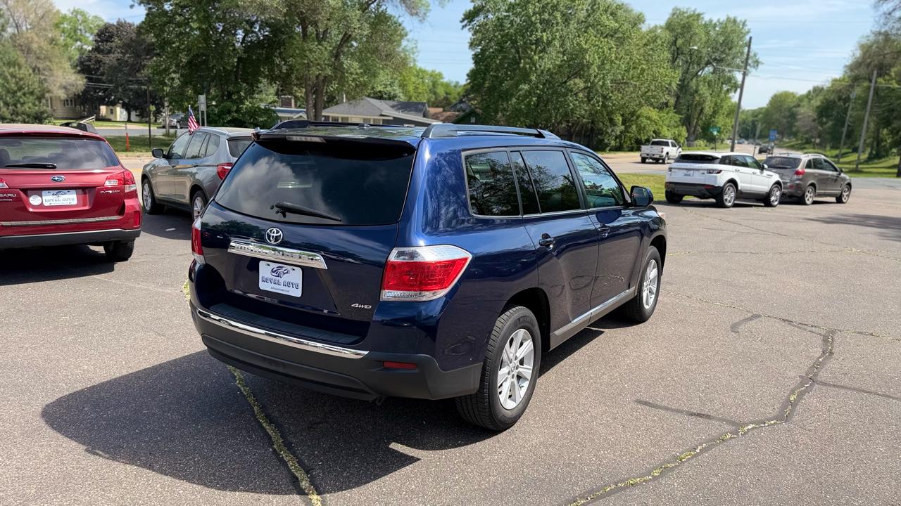 Toyota Highlander SE 2013