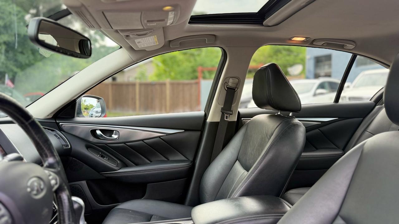 Infiniti Q50 Premium 2015