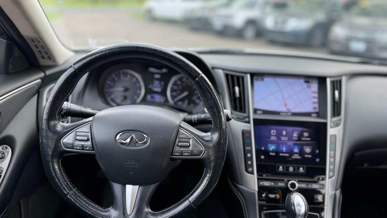 Infiniti Q50 Premium 2015