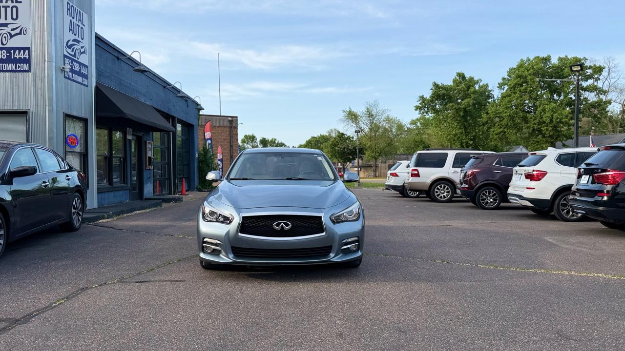 Infiniti Q50  2017