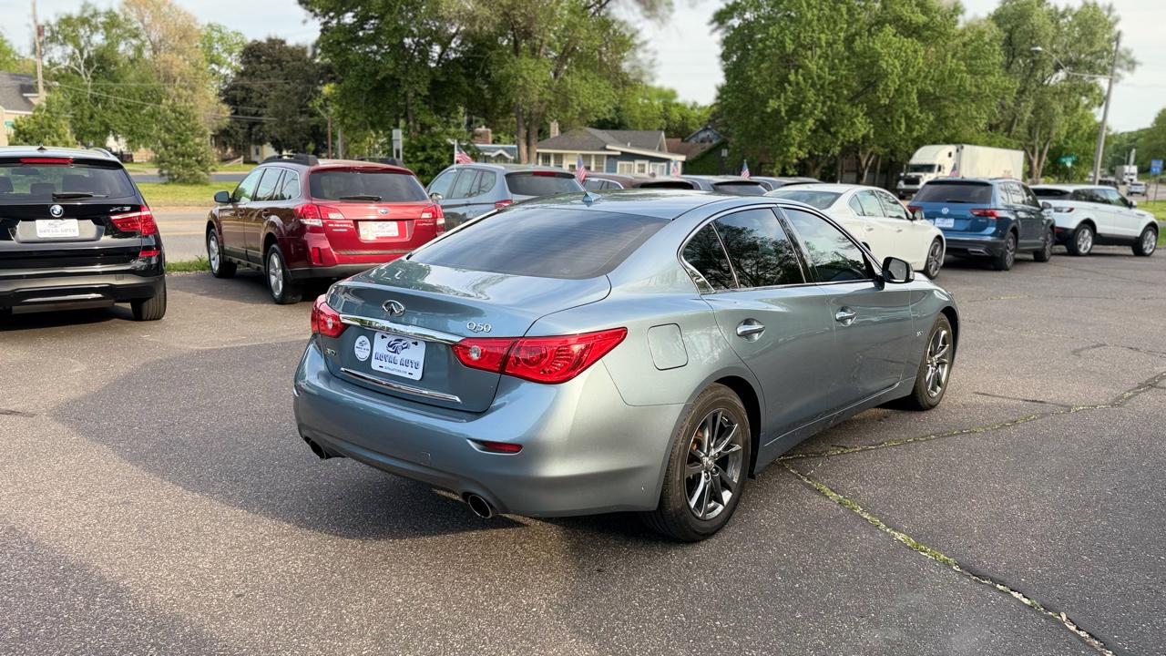 Infiniti Q50  2017