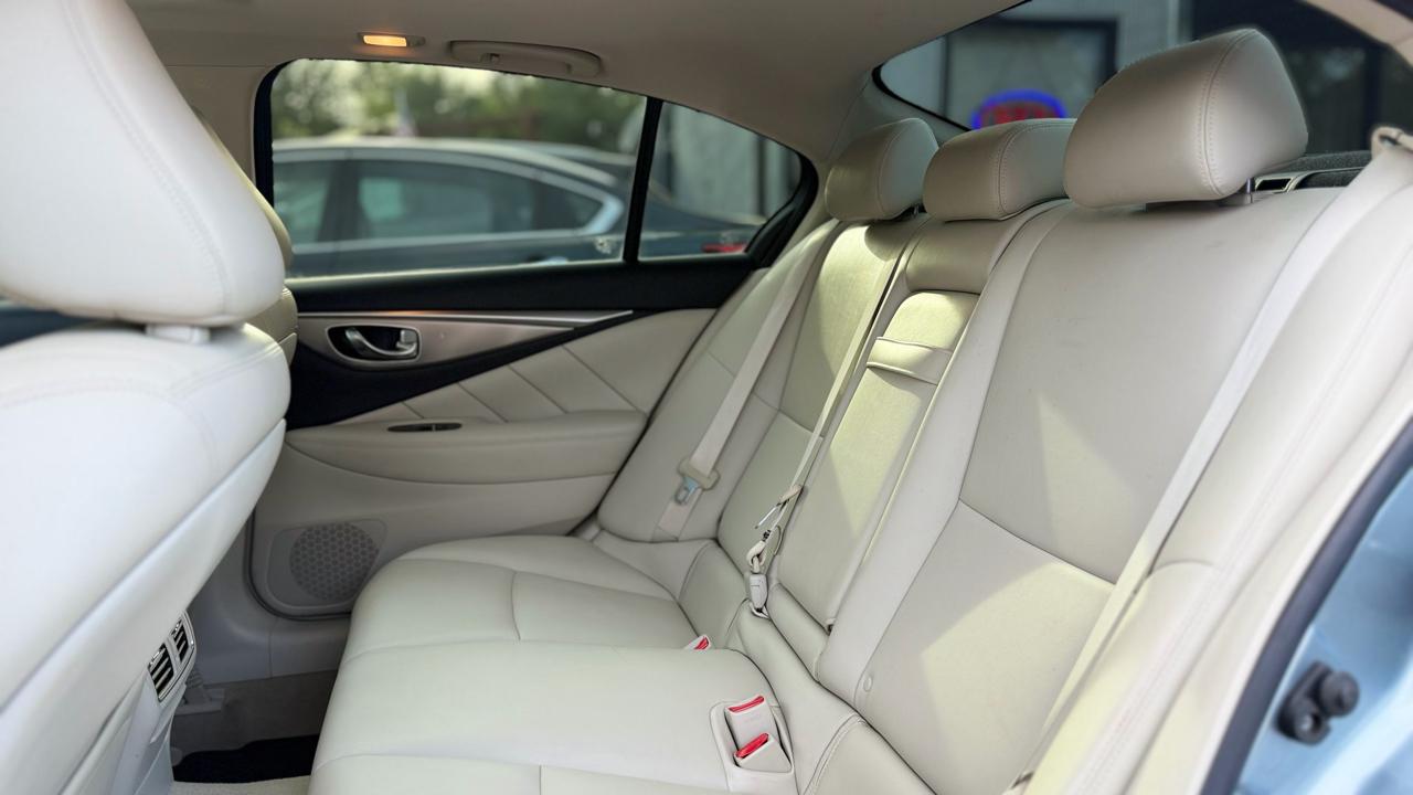 Infiniti Q50  2017