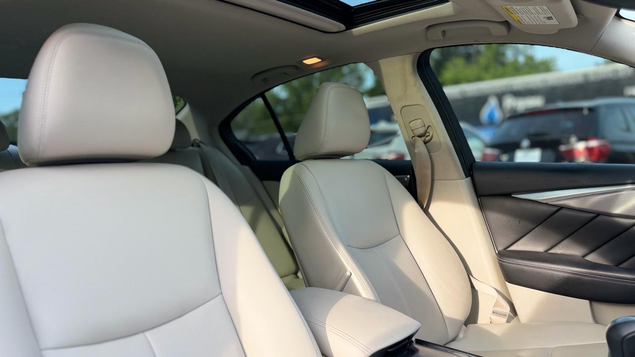 Infiniti Q50  2017