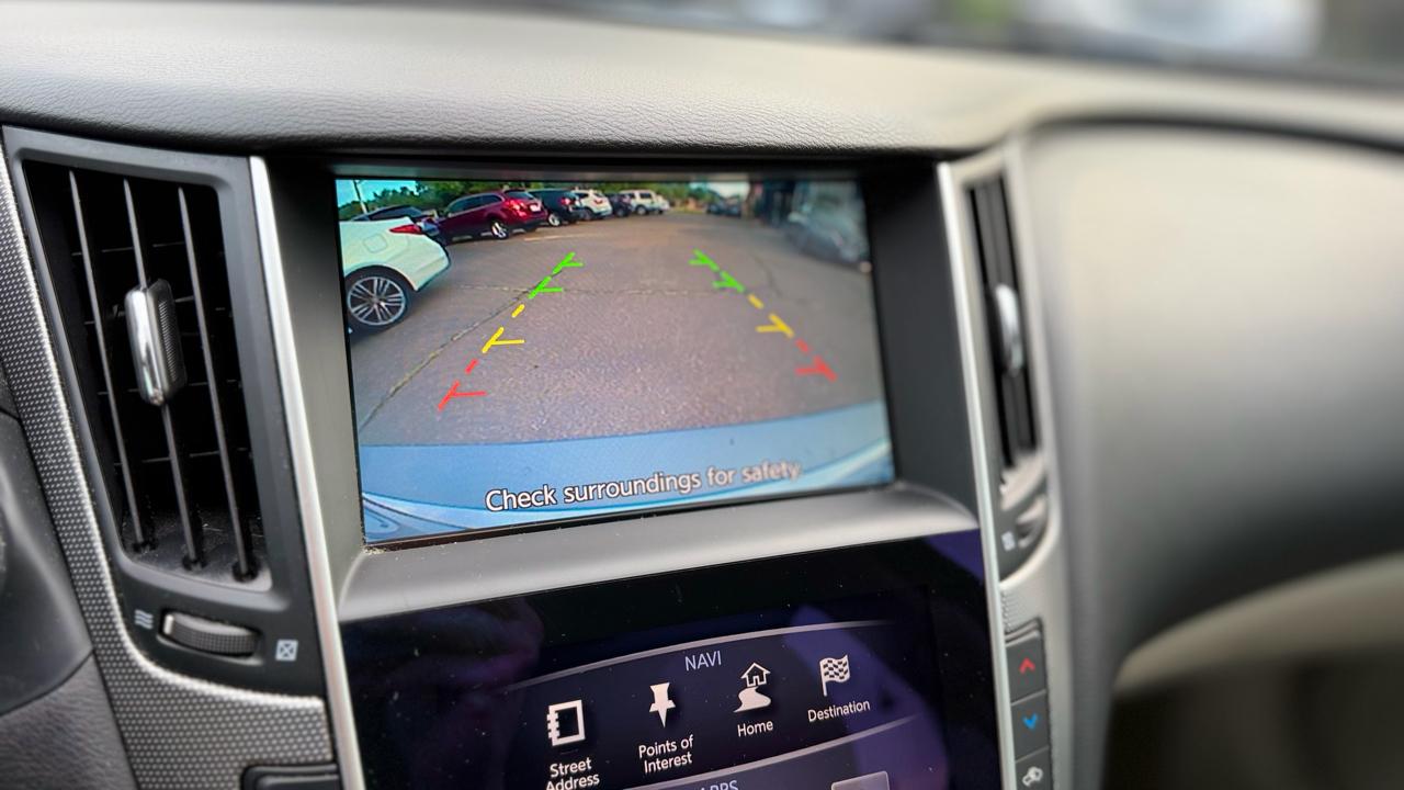 Infiniti Q50  2017