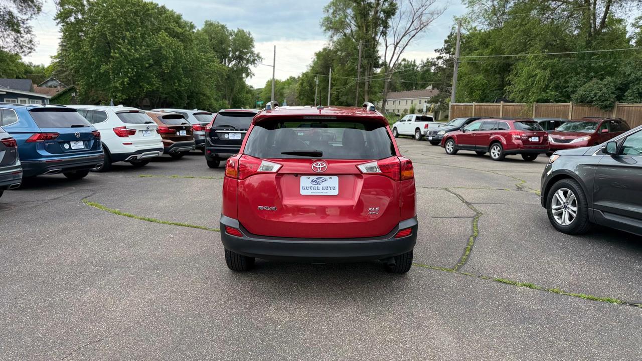 Toyota RAV4 XLE 2015