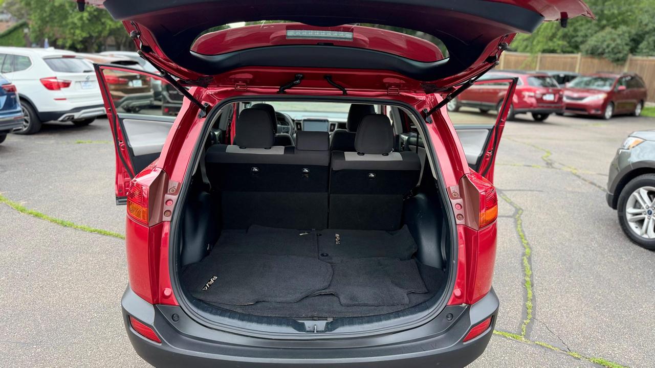 Toyota RAV4 XLE 2015
