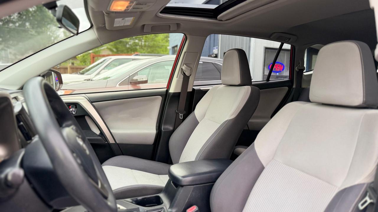 Toyota RAV4 XLE 2015