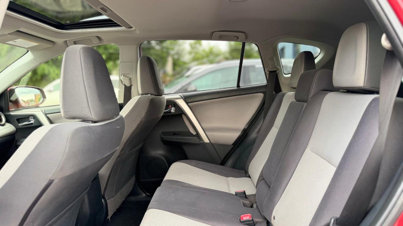 Toyota RAV4 XLE 2015