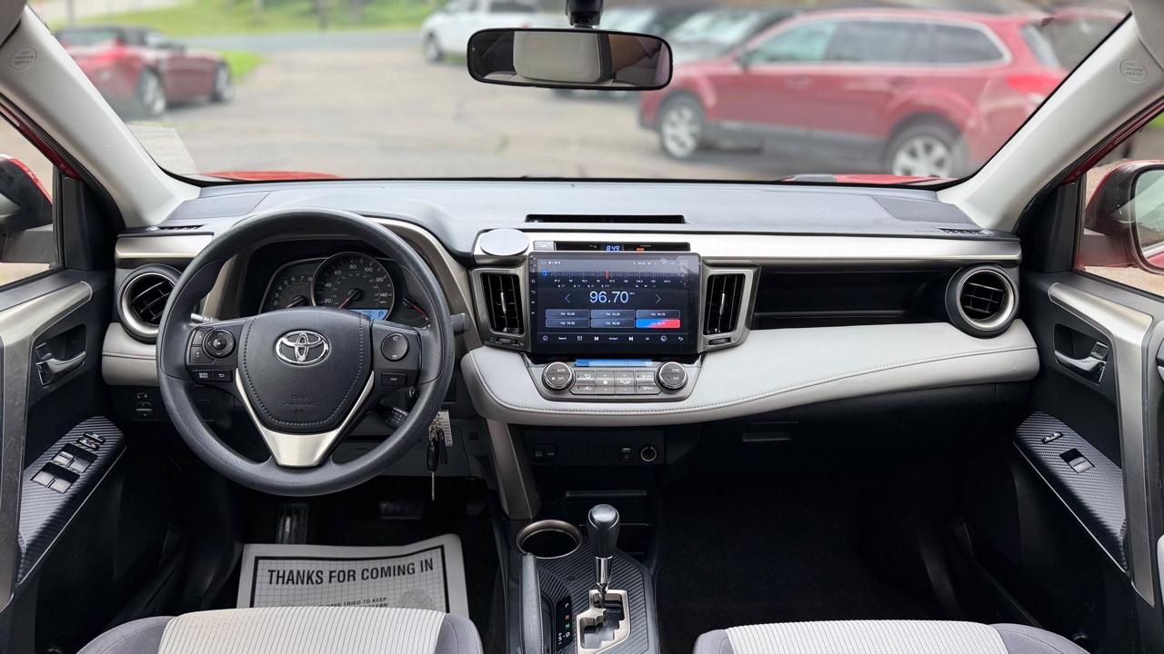 Toyota RAV4 XLE 2015