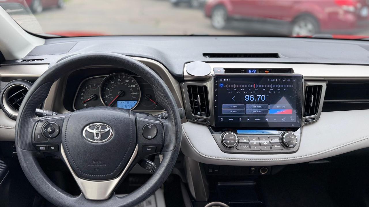 Toyota RAV4 XLE 2015