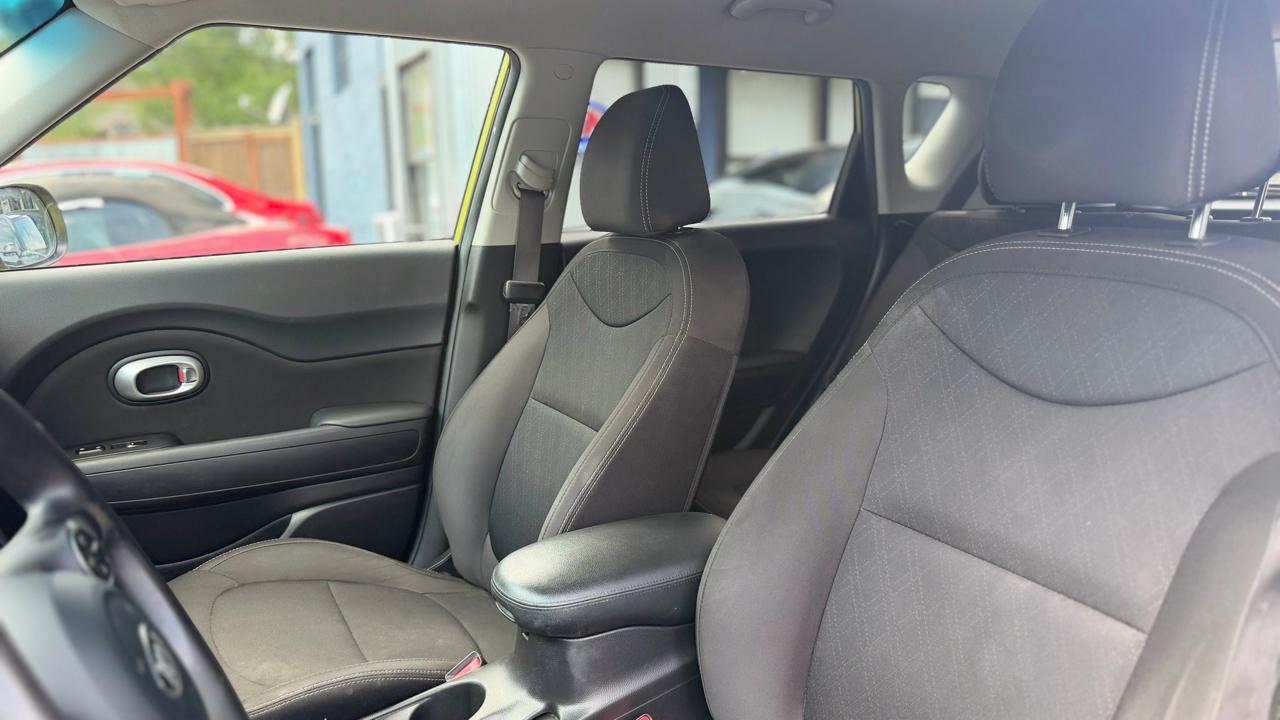 Kia Soul S 2019