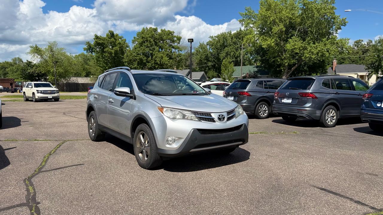 Toyota RAV4 XLE 2015