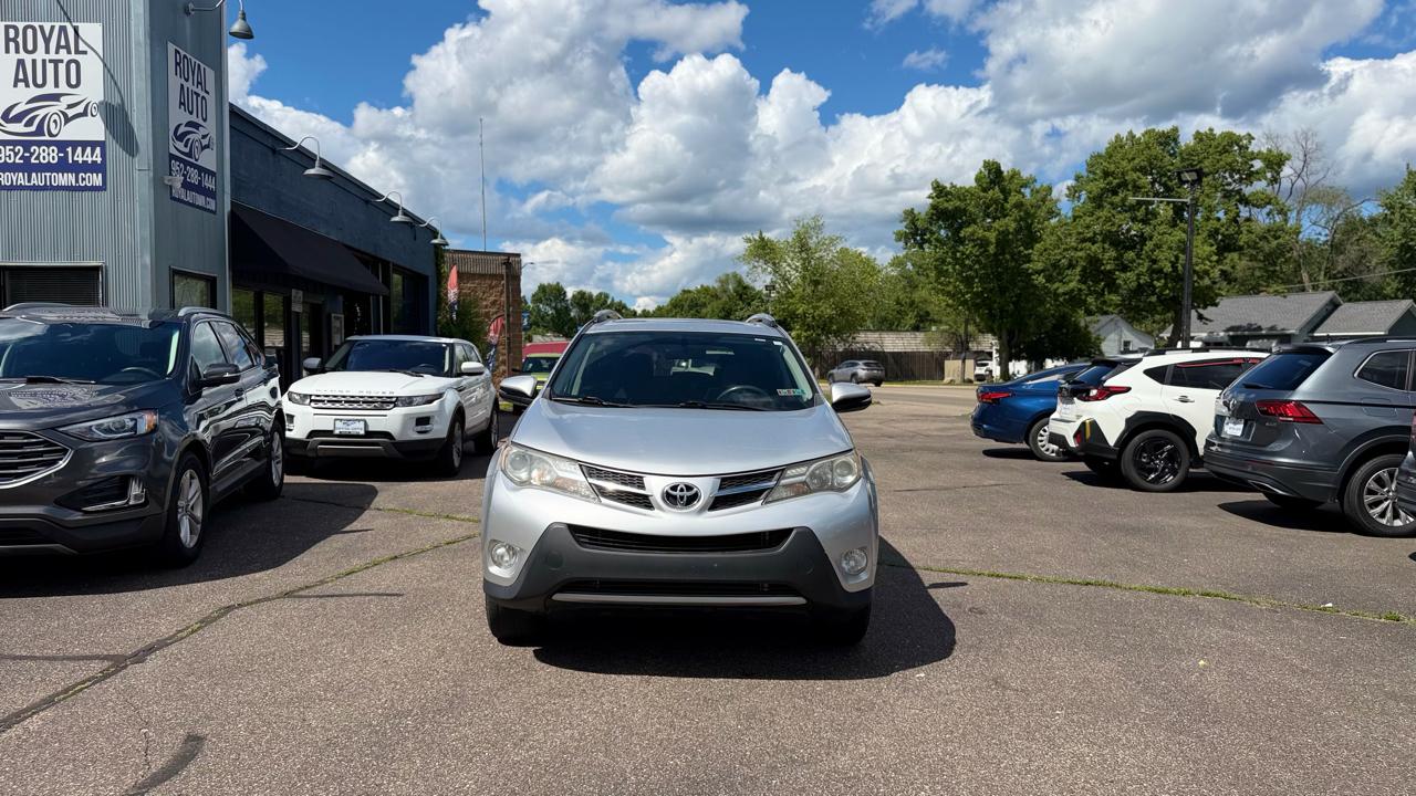 Toyota RAV4 XLE 2015