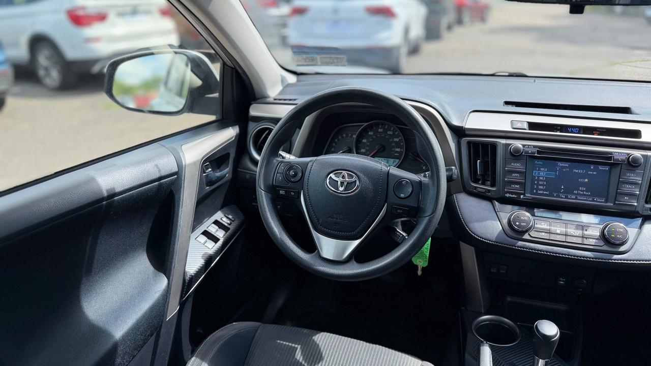 Toyota RAV4 XLE 2015