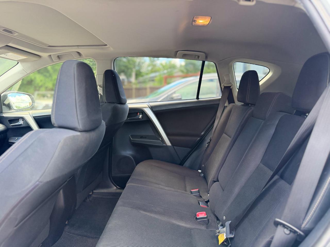 Toyota RAV4 XLE 2015