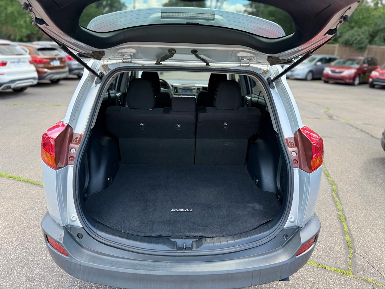 Toyota RAV4 XLE 2015