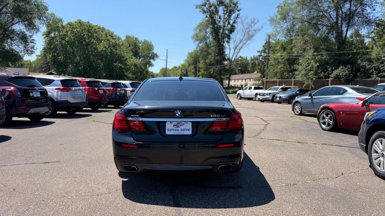 BMW 7-Series  2014